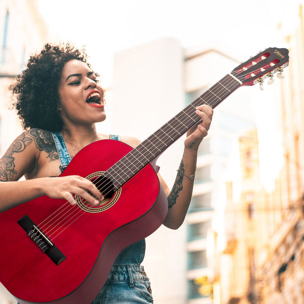 Valencia Guitars Creating musicians for more than 50 years