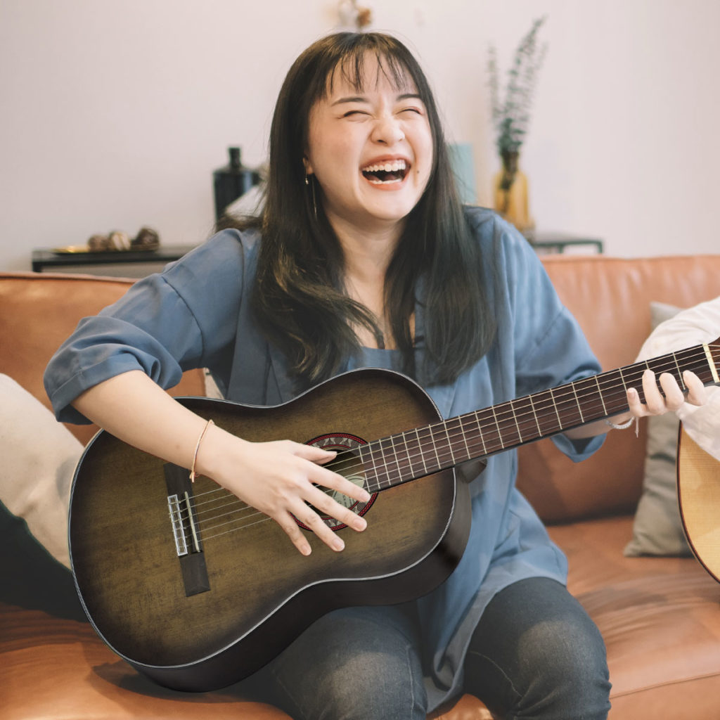 Valencia Guitars – Creating musicians for more than 50 years